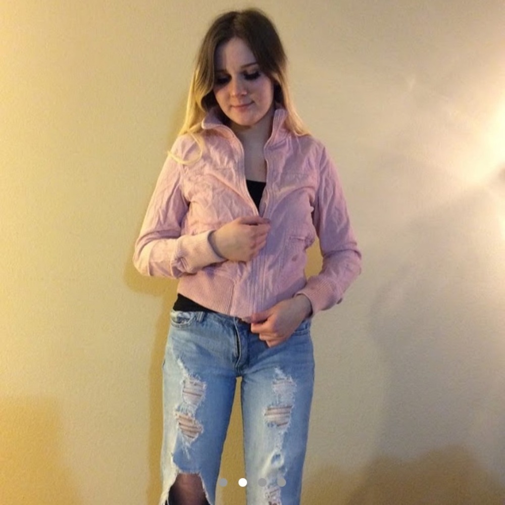 High end Hong Kong fit turtleneck jacket. Pink, perfect for fall. Street… - Picture 4 of 4